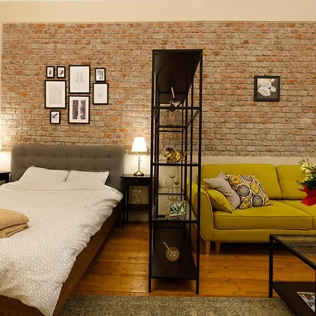 Daire Stylish Flat In The Heart Of Historical Center