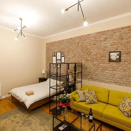 Stylish Flat In The Heart Of Historical Center